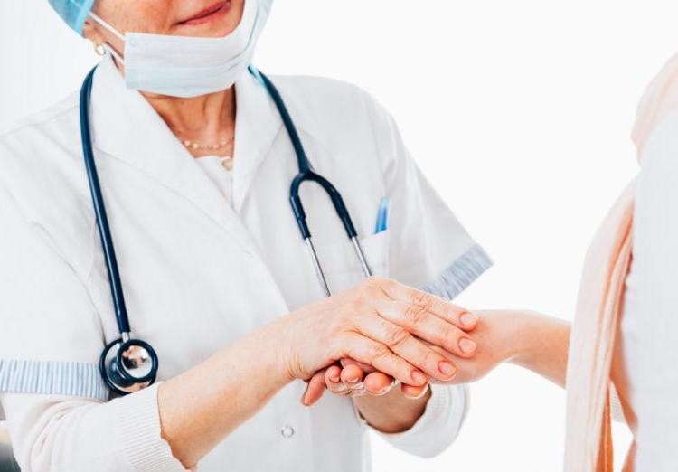 男医生给自己做肠镜,男医生做肠镜检查吗