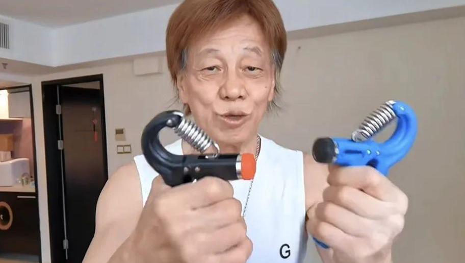 10位港星内地定居,10位定居内地的过气港星