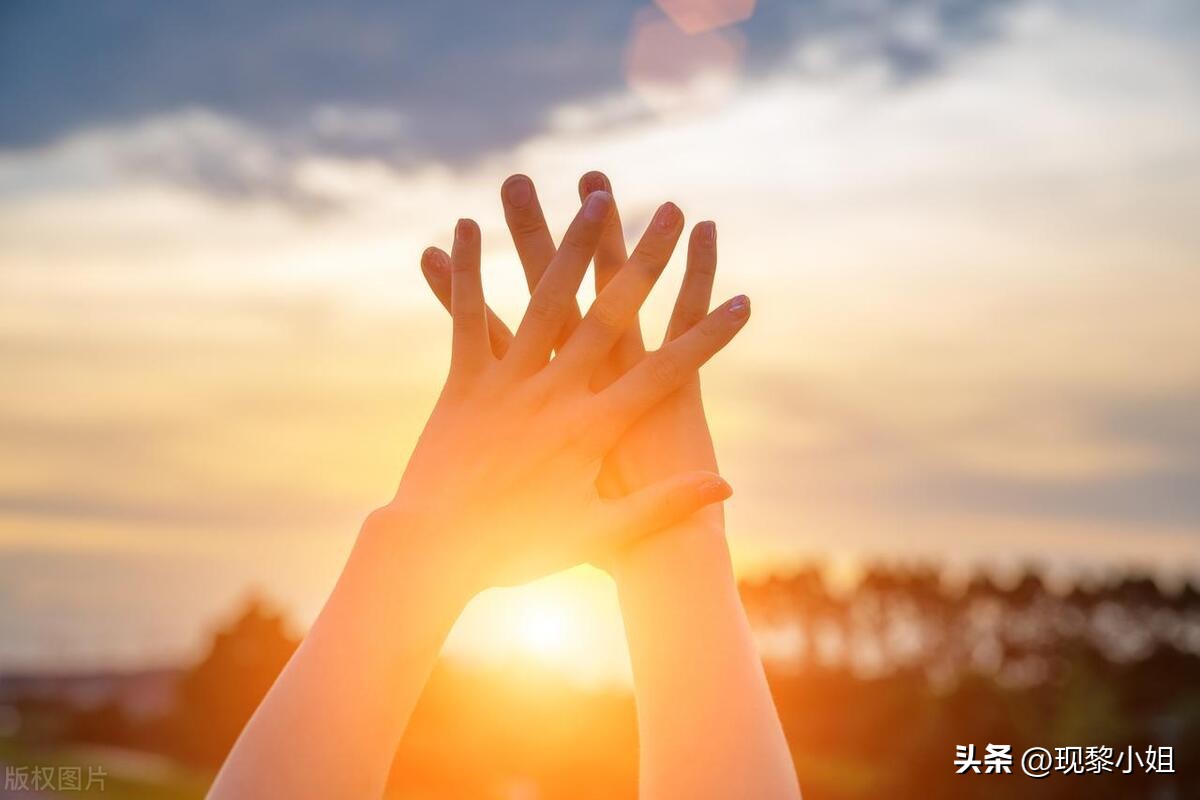 适合发朋友圈的高情商文案金句,物流营销朋友圈文案100句