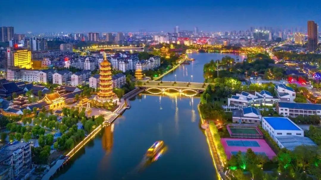 “幸福”泰州VS“烟火气”淄博，论综合实力，谁更胜一筹？