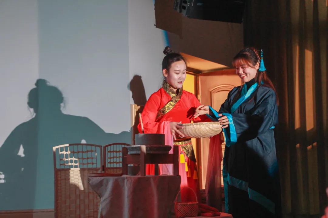 心中有爱幼儿园,幼儿园食育课程教师培训