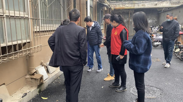 邻妹妹帮个忙】沉浸式体验社区书记的一天：忙得像陀螺