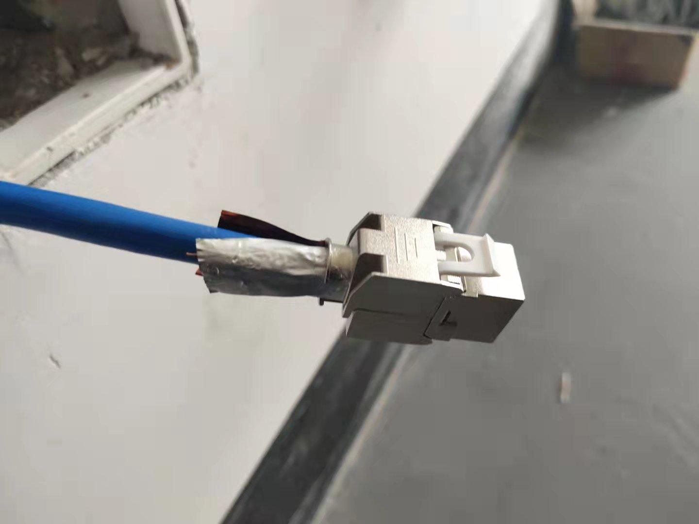 家里做网络，怎么走网线才能保证传输效率？