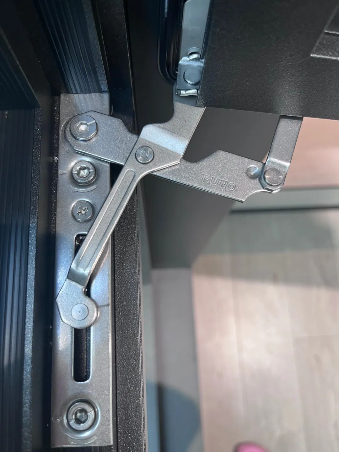 门窗五金最佳配件,门窗五金配件省钱之选