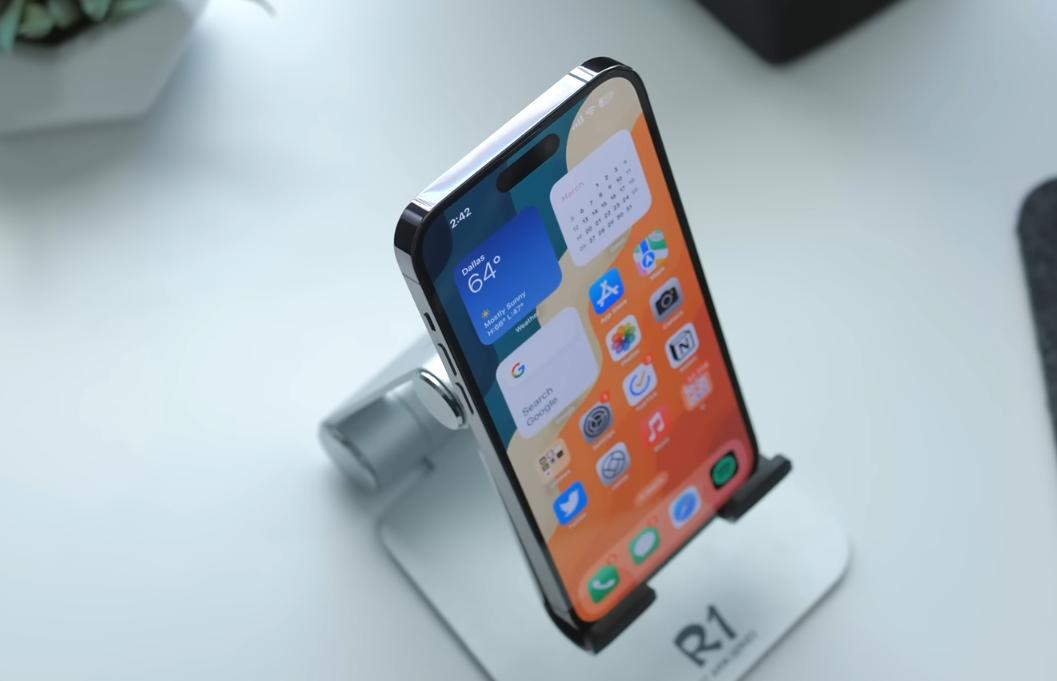 小米13和苹果14promax选哪个,相差1000元买小米13还是14