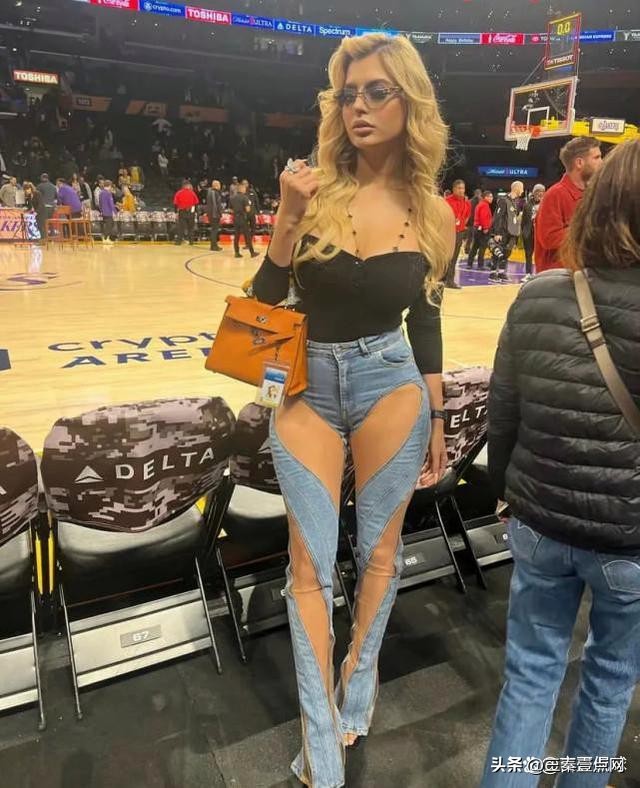 最性感女裁判结婚幕后故事？贝弗利女友秀性感？马龙骚扰瓦妮莎？