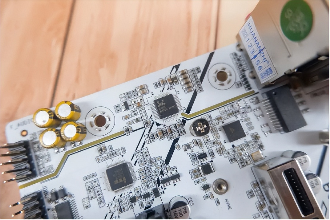 b660mplus主板是什么级别,华南金牌b660主板支持装什么系统