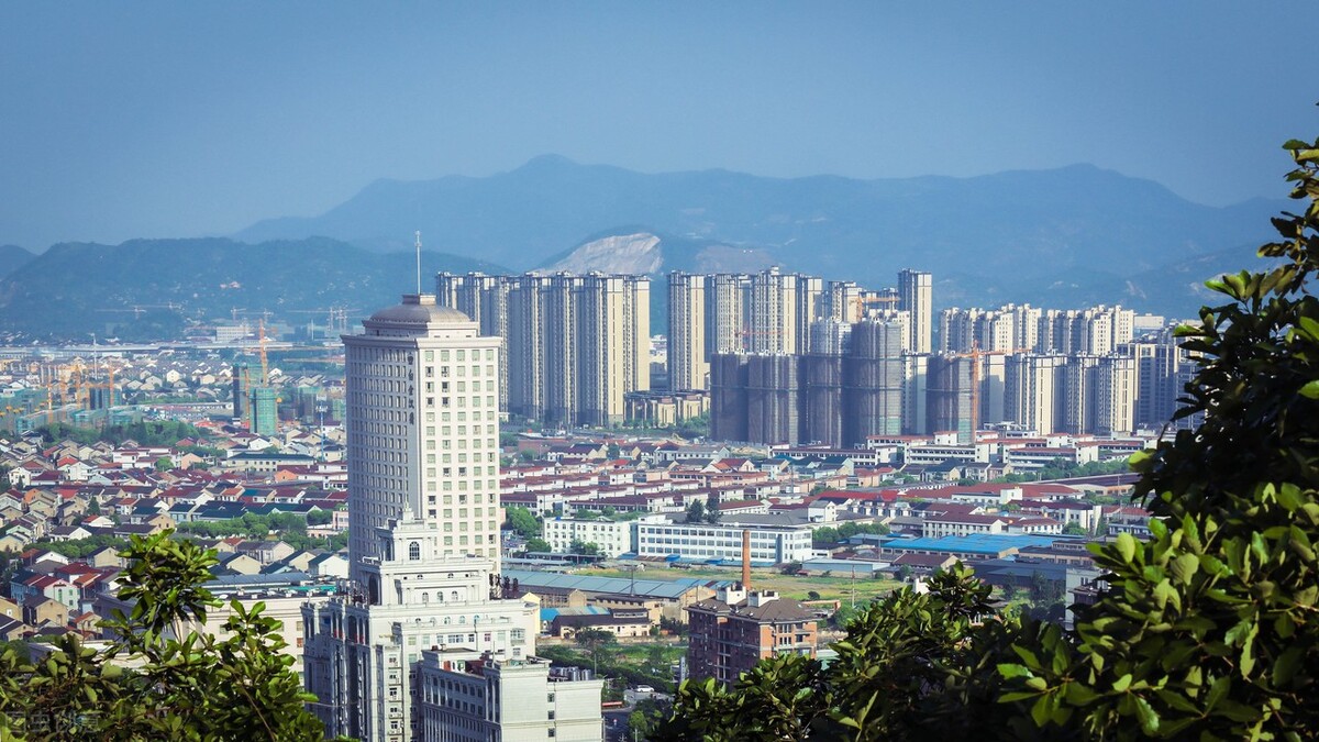 慈溪跟义乌哪个行政地位高,义乌和慈溪实际情况