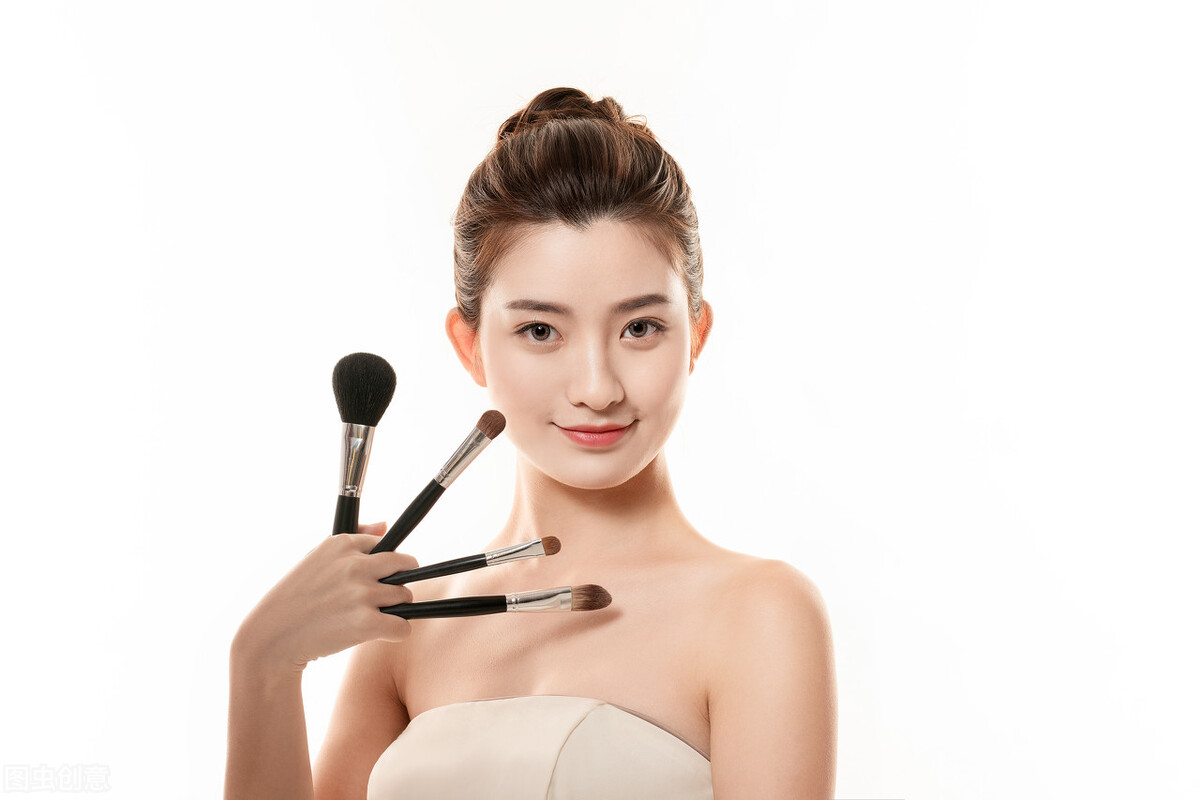 不要钱的“大牌面膜”，1个月卖了700多万，这个点子你该借鉴一下