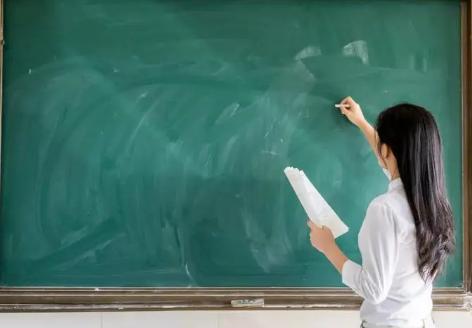 江苏女首富第一名,身价千亿的中国女首富