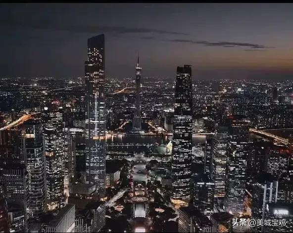 200米以上城市摩天高楼排行一览表,全国城市摩天高楼排行