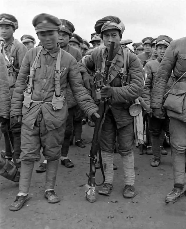 *京大南***杀屠**中，10万国军战俘为何不反抗？40年后幸存老兵道出真相