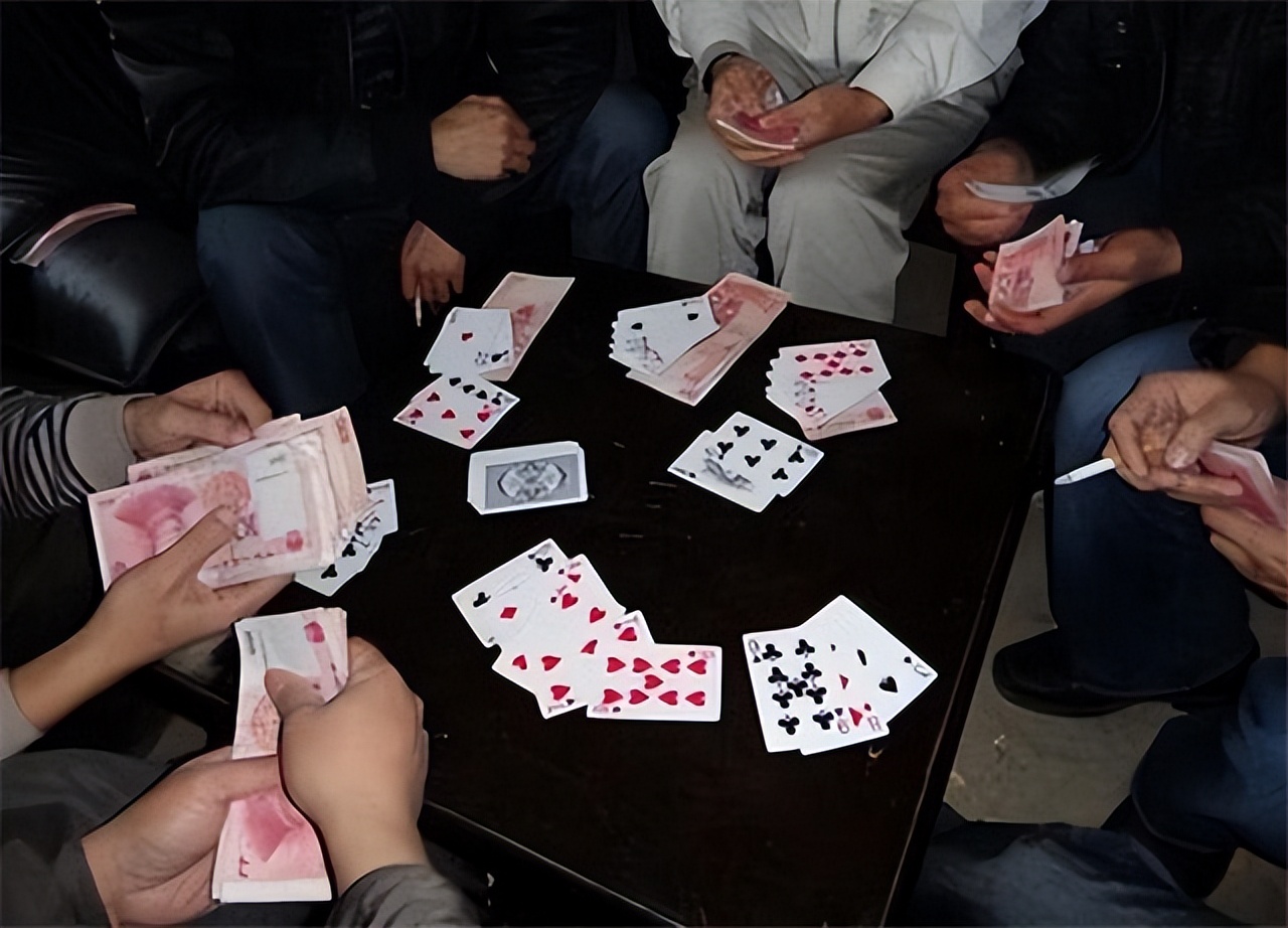 12宀佸コ瀛╃獊鍙戝績鑴忕梾姝讳骸,鍗佸瞾濂冲绐佺劧姝讳骸鐥呭嵄