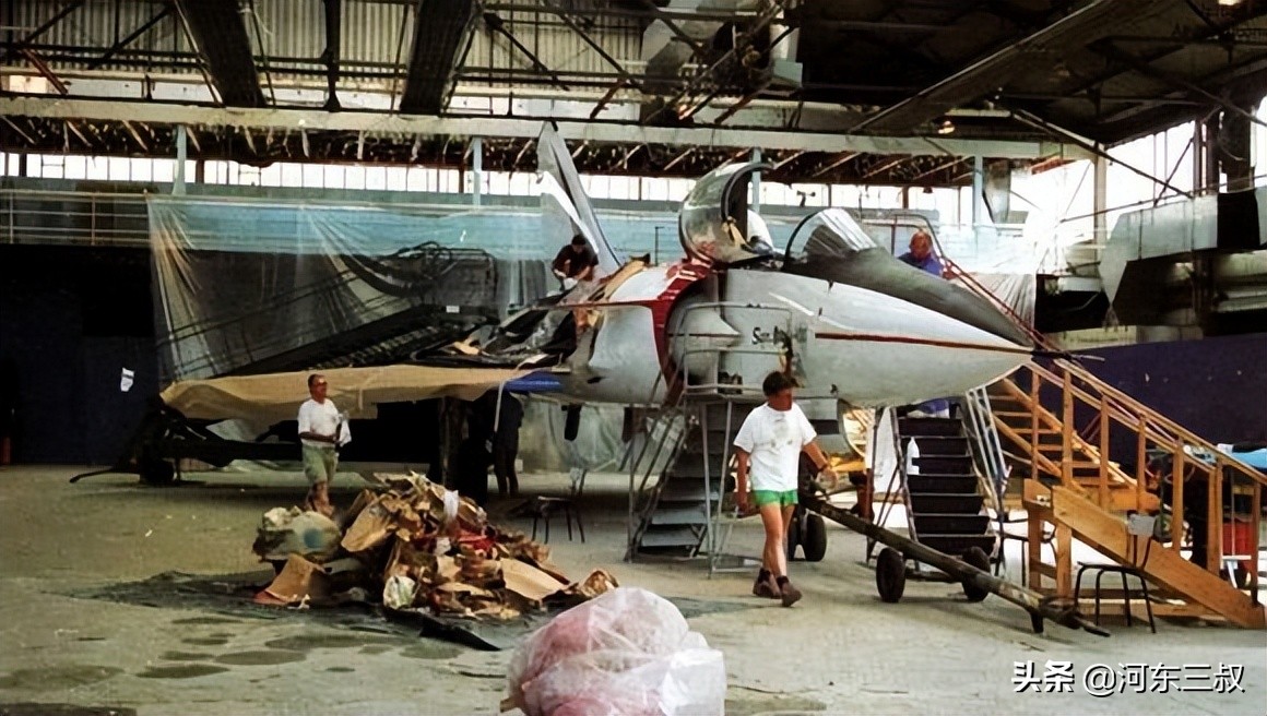 达索幻影中型战斗机,幻影4000战斗机为什么没有量产