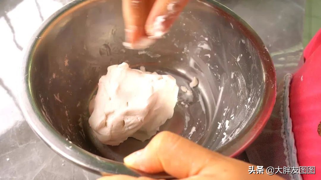 芝麻软姜糖的做法,最简单的红糖花生糖做法