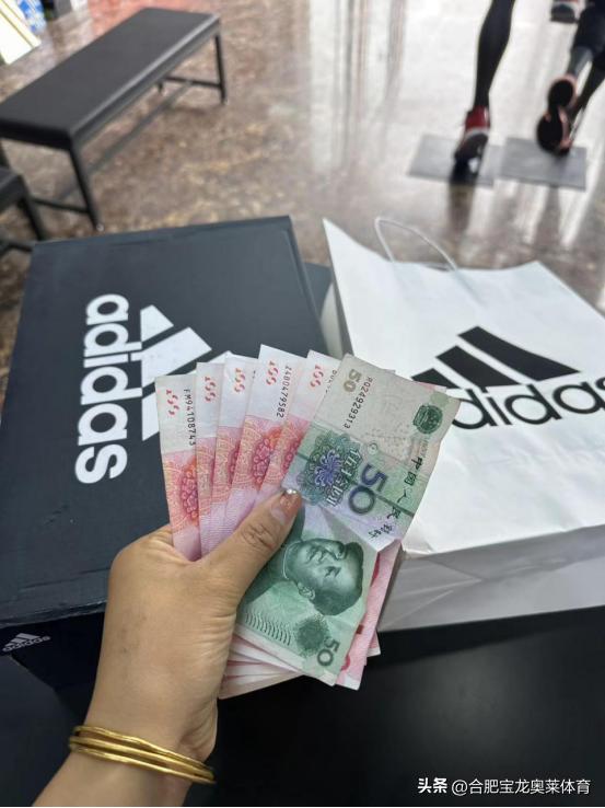 耐克阿迪达斯折扣店加盟：县城人口少可以经营品牌折扣店吗？