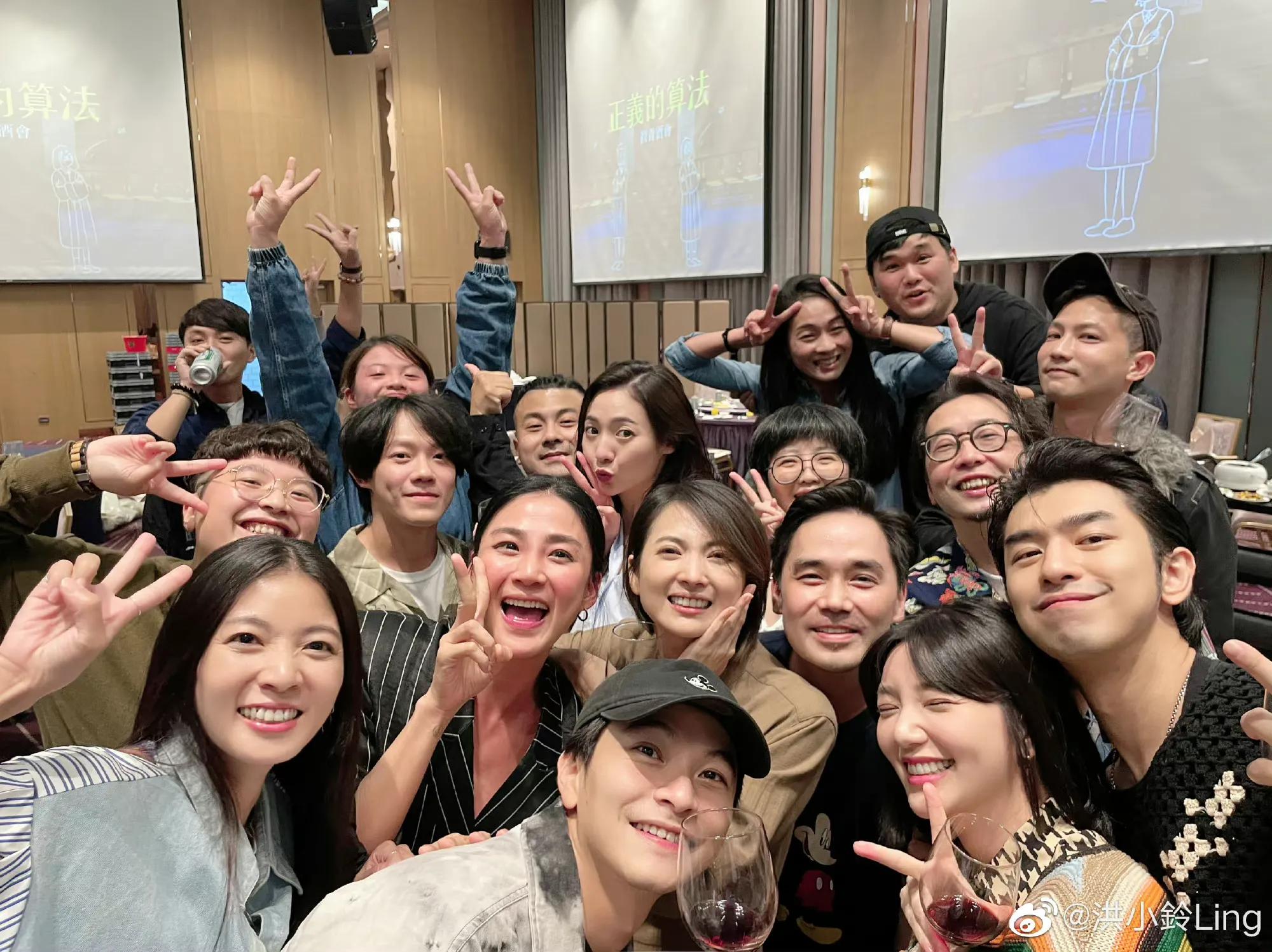 42岁胡杏儿三胎月底出生,胡杏儿41岁近照曝光