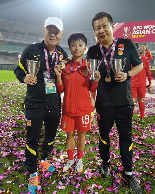 5-1！中国女足小将闪耀欧洲，上演神奇世界波破门，送对手出局