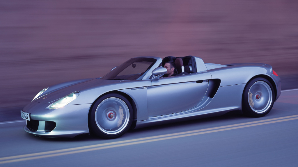 把f1发动机装在民用车上,f1发动机量产车型