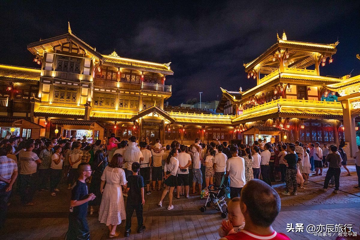 湖北恩施旅游必去十大景点，有哪些好玩的地方，周边自驾游好去处