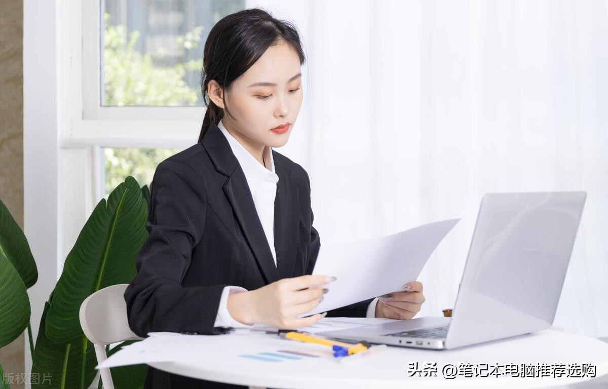 什么笔记本电脑适合打游戏又便宜,不打游戏性价比高的笔记本电脑