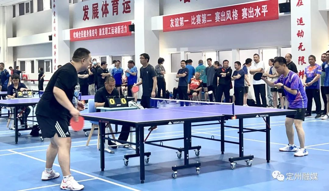 乒乓球比赛激烈场面的片段,乒乓球十一比0场面