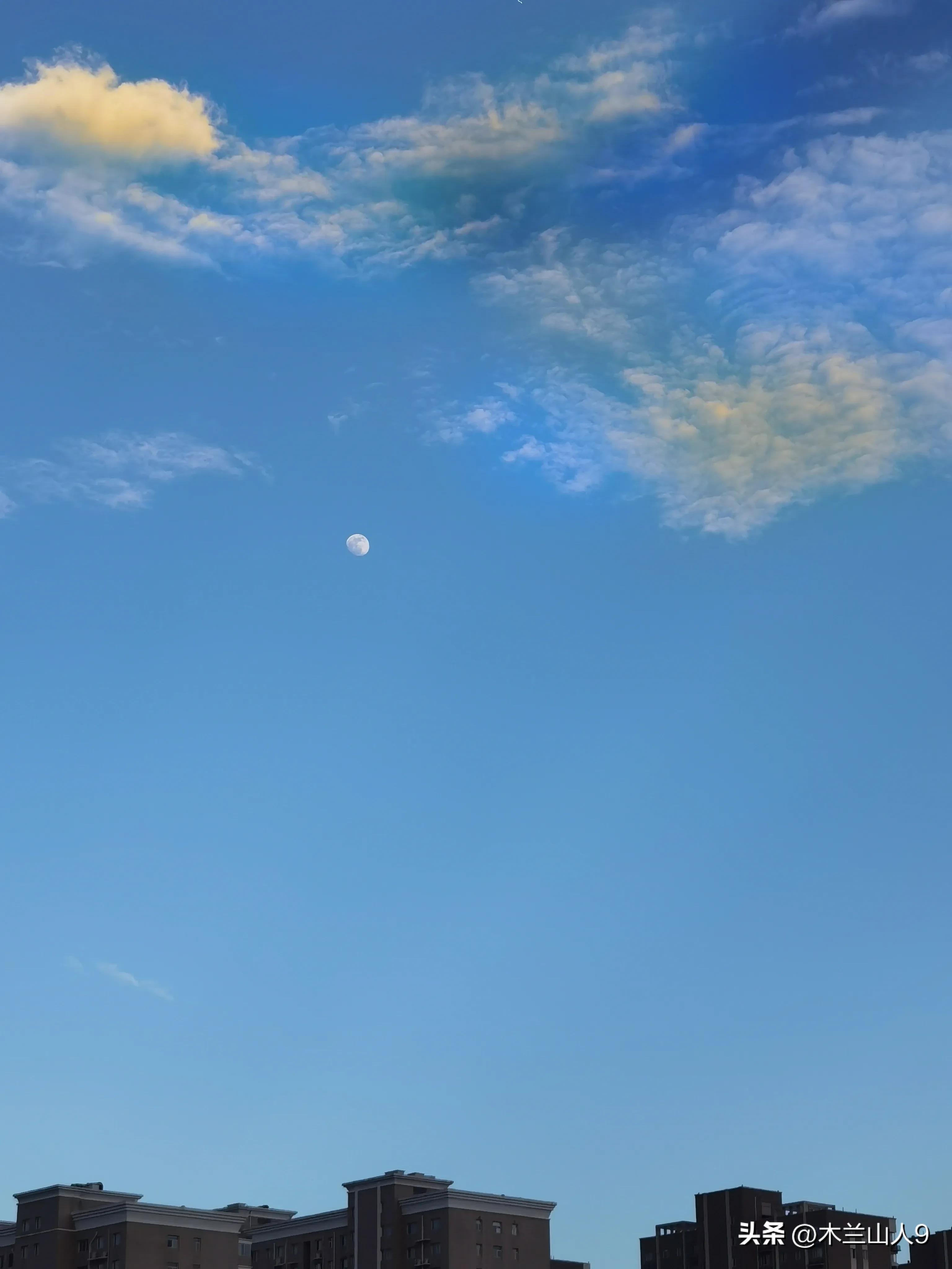 手机拍摄红底照片怎么导入,拍红云的技巧