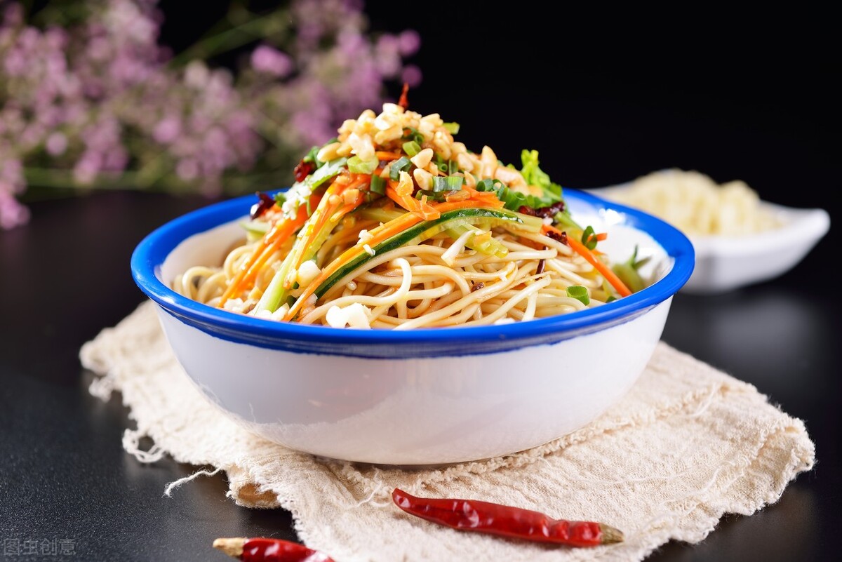 做凉面好吃的秘诀都在这里,想吃凉面不用擀面杖