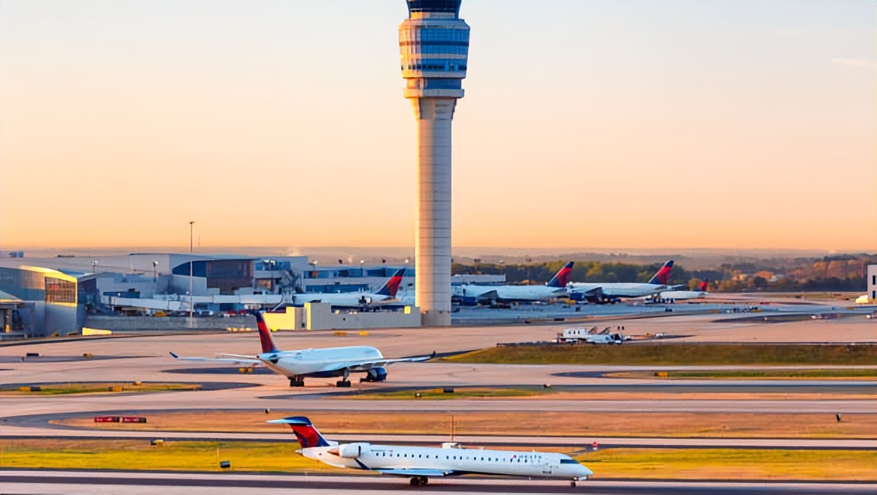 介绍亚特兰大机场的成功之路,为什么亚特兰大机场最繁忙