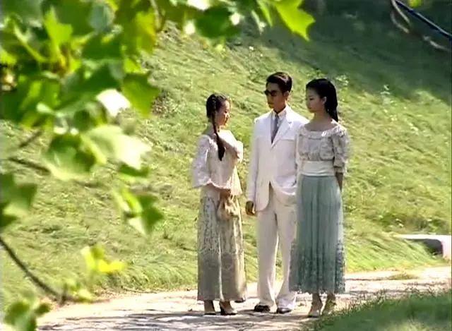 这些女星1米5身高却长着1米7的脸,娱乐圈身高不足一米六的女星