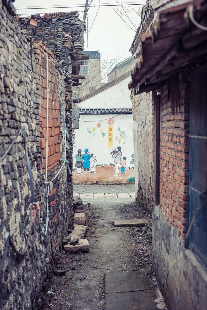 隐藏在繁华魔都的千年古镇,寻古幽访被时光遗忘的千年古镇