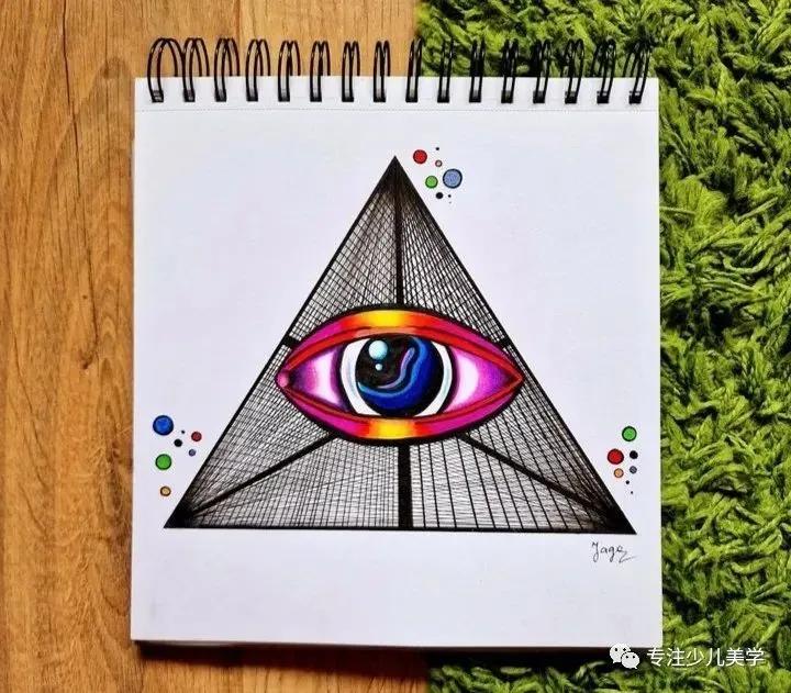 40张美术老师心心念念想画的线描作品，几何与线条的碰撞！