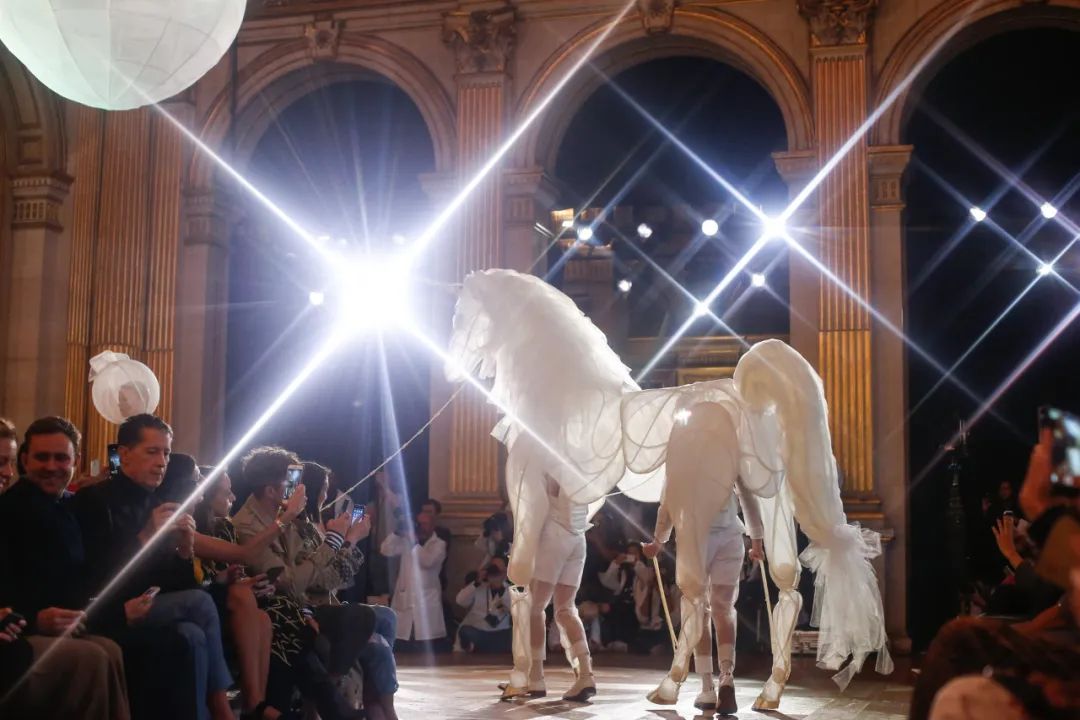 王心凌穿搭设计师,王心凌学院风女生穿搭