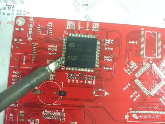 pcb元器件焊接方法,pcb贴片元器件手工焊接技巧及要点