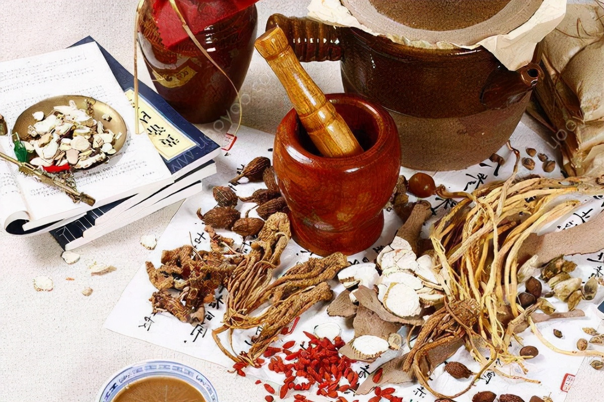 肌酐高引起的贫血怎么治疗,男子体检肌酐高