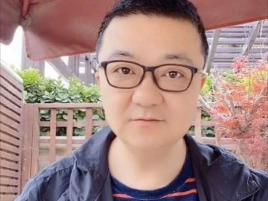 董路点评贵州村超引不满,董路炮轰贵州村超引争议