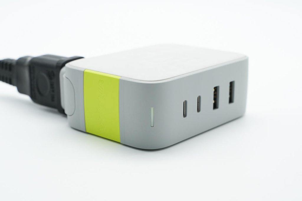 哈曼卡顿infinitylab65w,哈曼卡顿琥珀便携版充电器