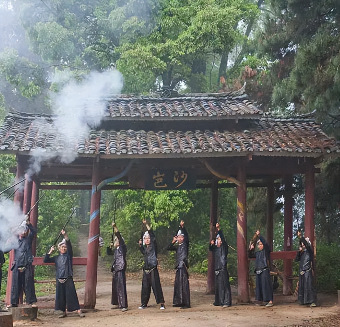 江苏去贵州自驾游沿途景点,宜宾到贵州自驾游的旅游推荐景点