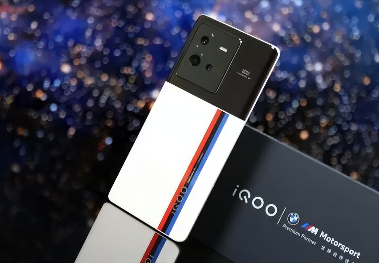 搭配骁龙8gen1的游戏手机,骁龙8gen1和骁龙888plus哪个好