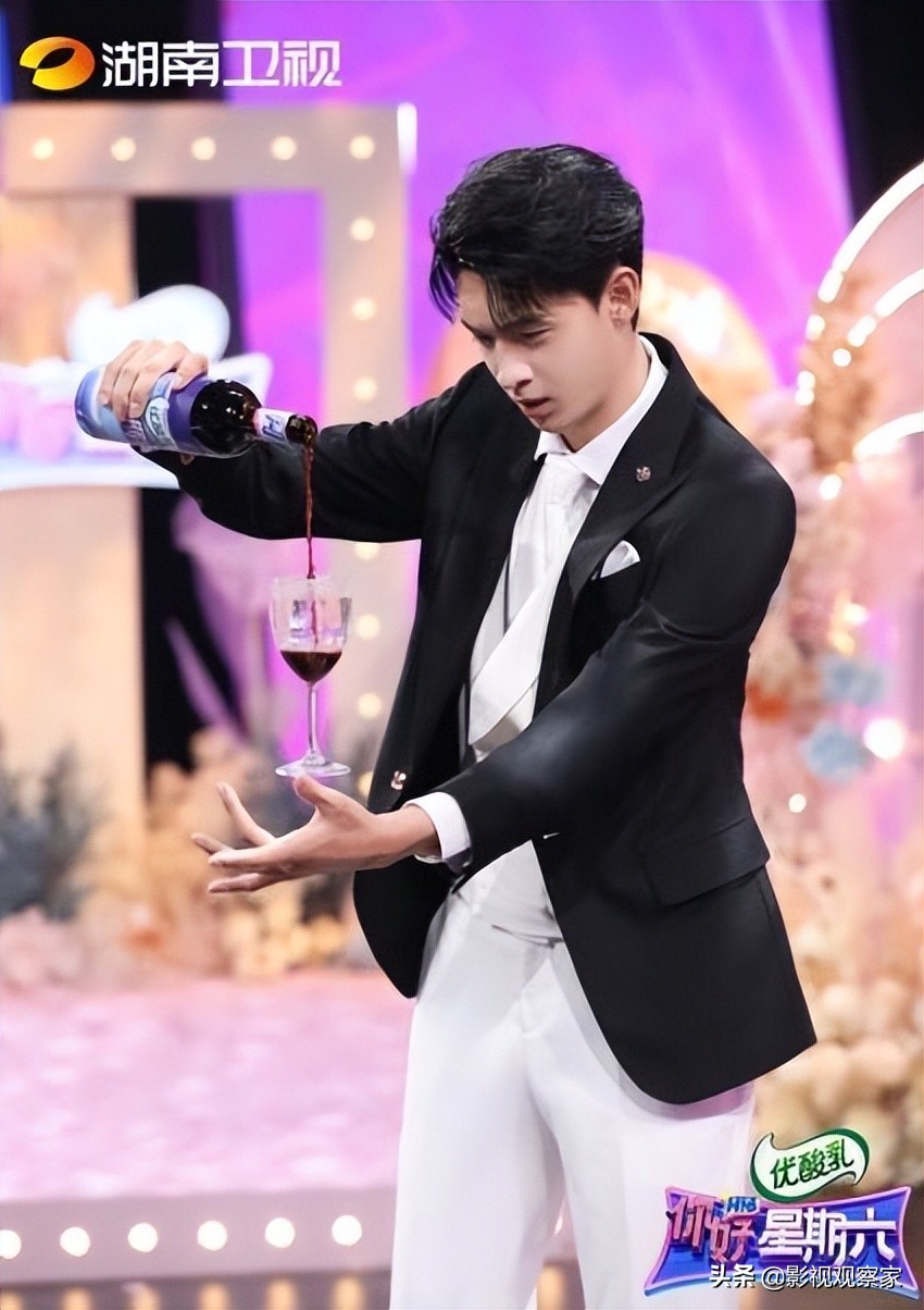 你好星期六章若楠郭俊辰婚纱,郭俊辰章若楠你好星期六花絮