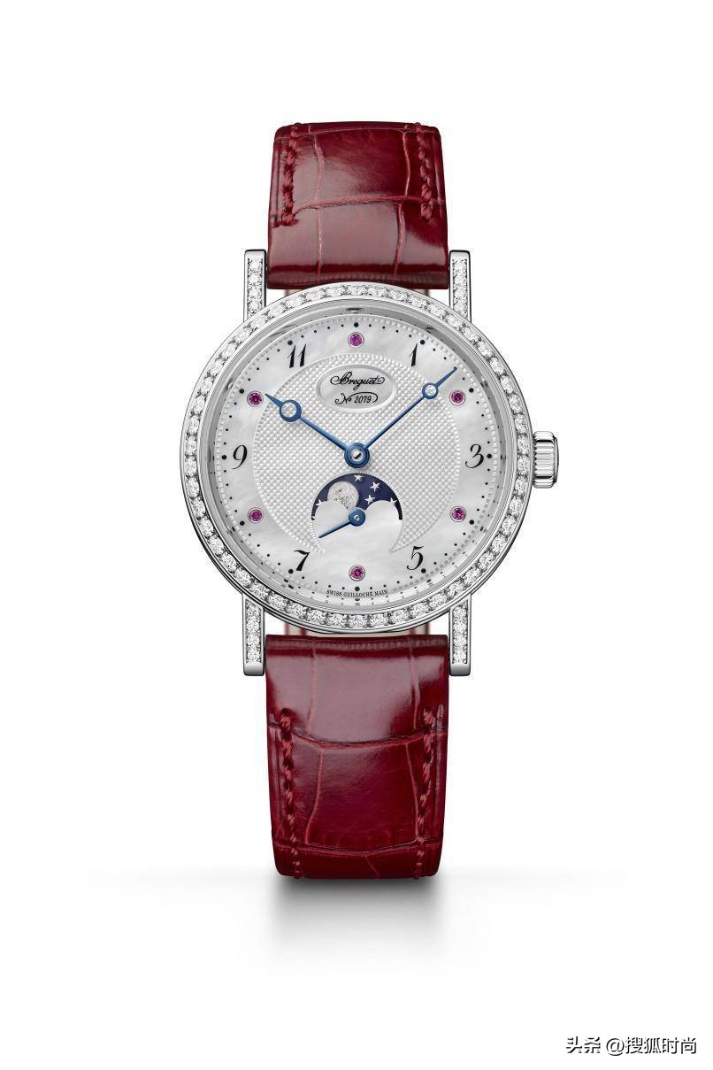 迪丽热巴生日蔡徐坤送祝福,情人节送玫瑰花怎么表白