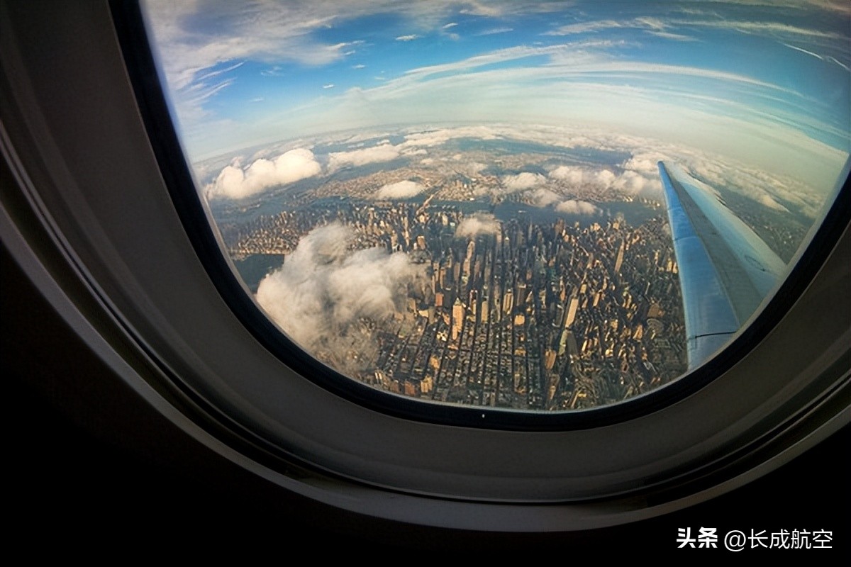 14岁小孩可以独自坐飞机去国外吗,14岁孩子没有身份证怎么坐飞机