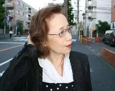 日本首相的夫人怎么样,日本首相夫人近照