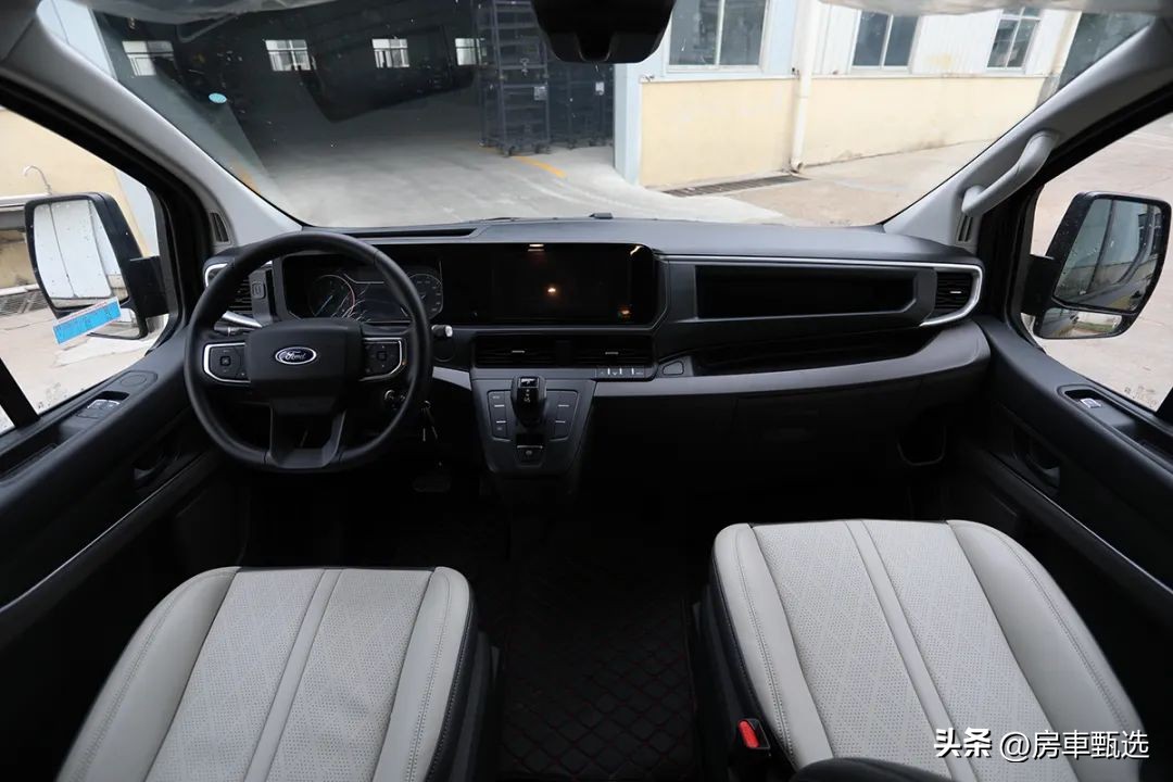 福特新全顺升顶商旅房车,福特新全顺2023款旅居房车