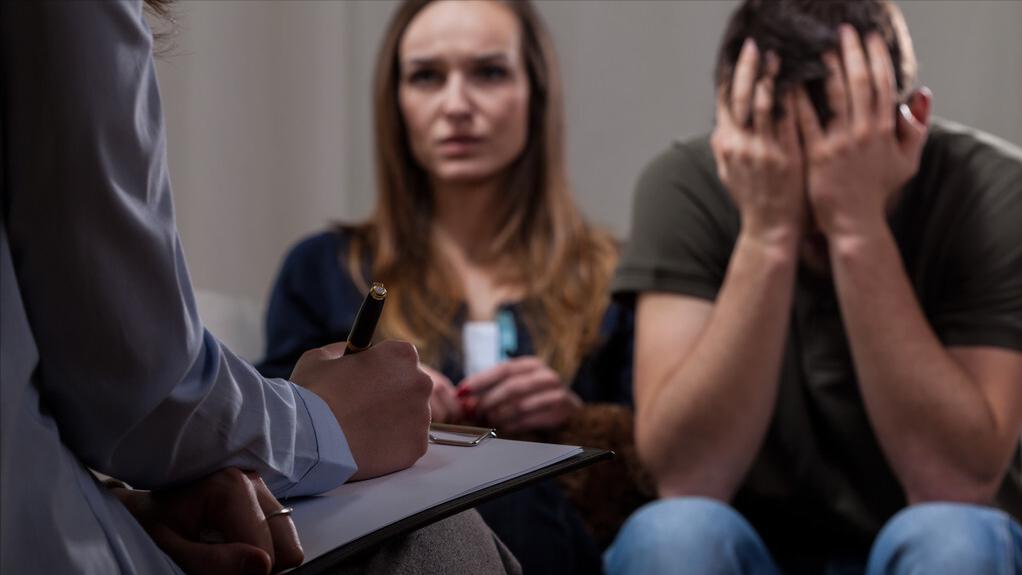 男性下身两侧疼痛是什么原因,男人下身疼痛警惕四种病