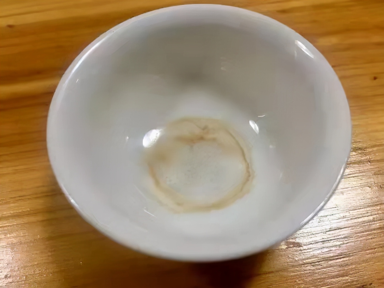 喝茶牙齿又黄又臭,喝茶对牙齿好主要因为茶中含有镁