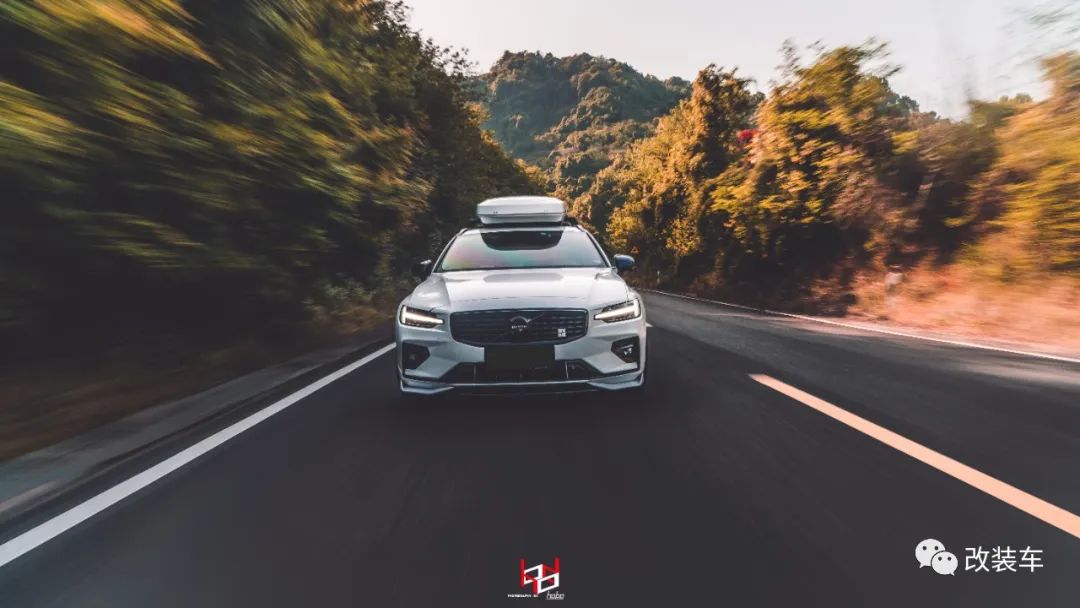 沃尔沃v60黑武士改装,深度试驾全新沃尔沃v60