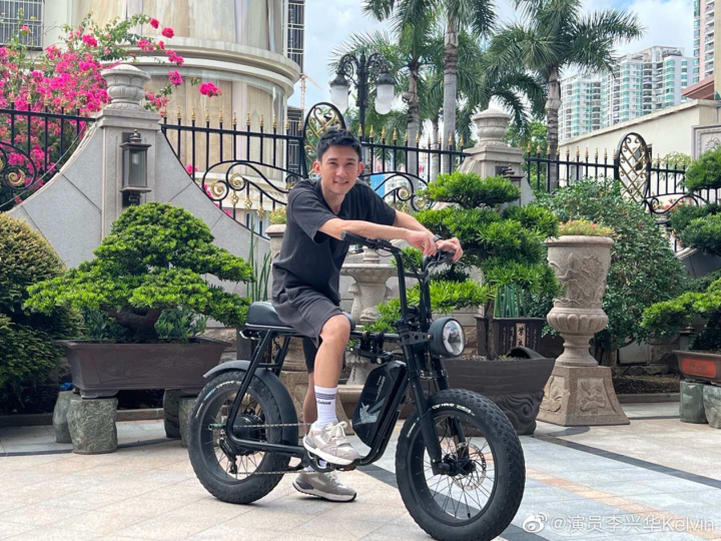 tvb资深男星否认离巢,tvb离巢男星