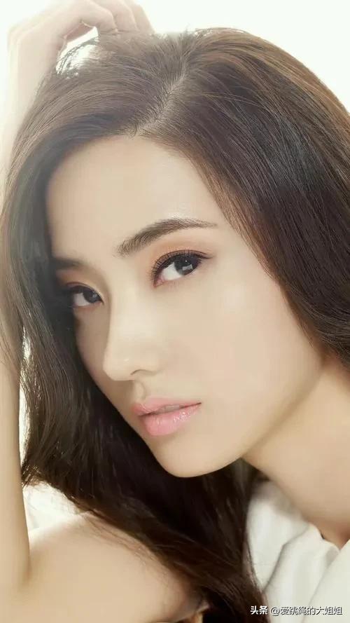 初代芭比韩彩英 (韩国女星韩彩英身材)