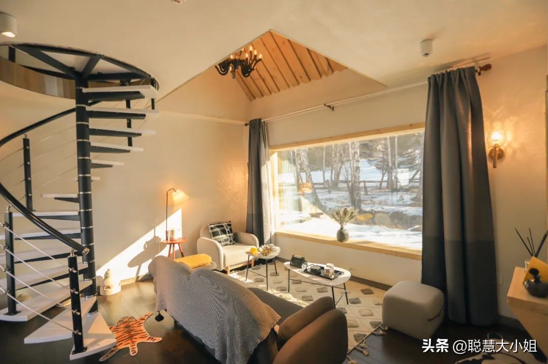 *疆新**，美到封神！配得上“她”的民宿有多少？